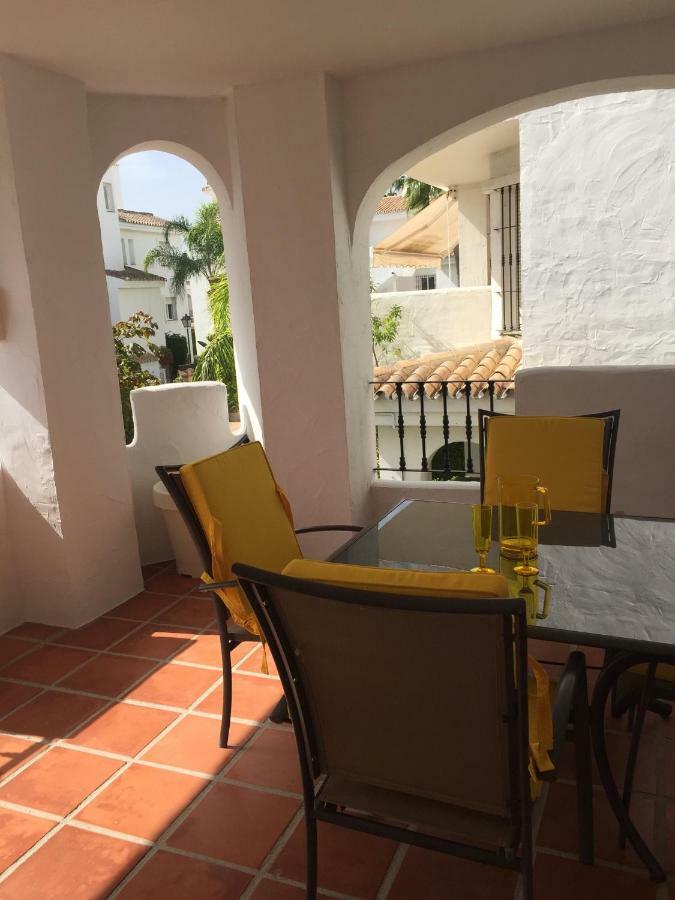 Beautiful 2 Bedroom Apartment @ Puerto Banus! Marbella Eksteriør bilde