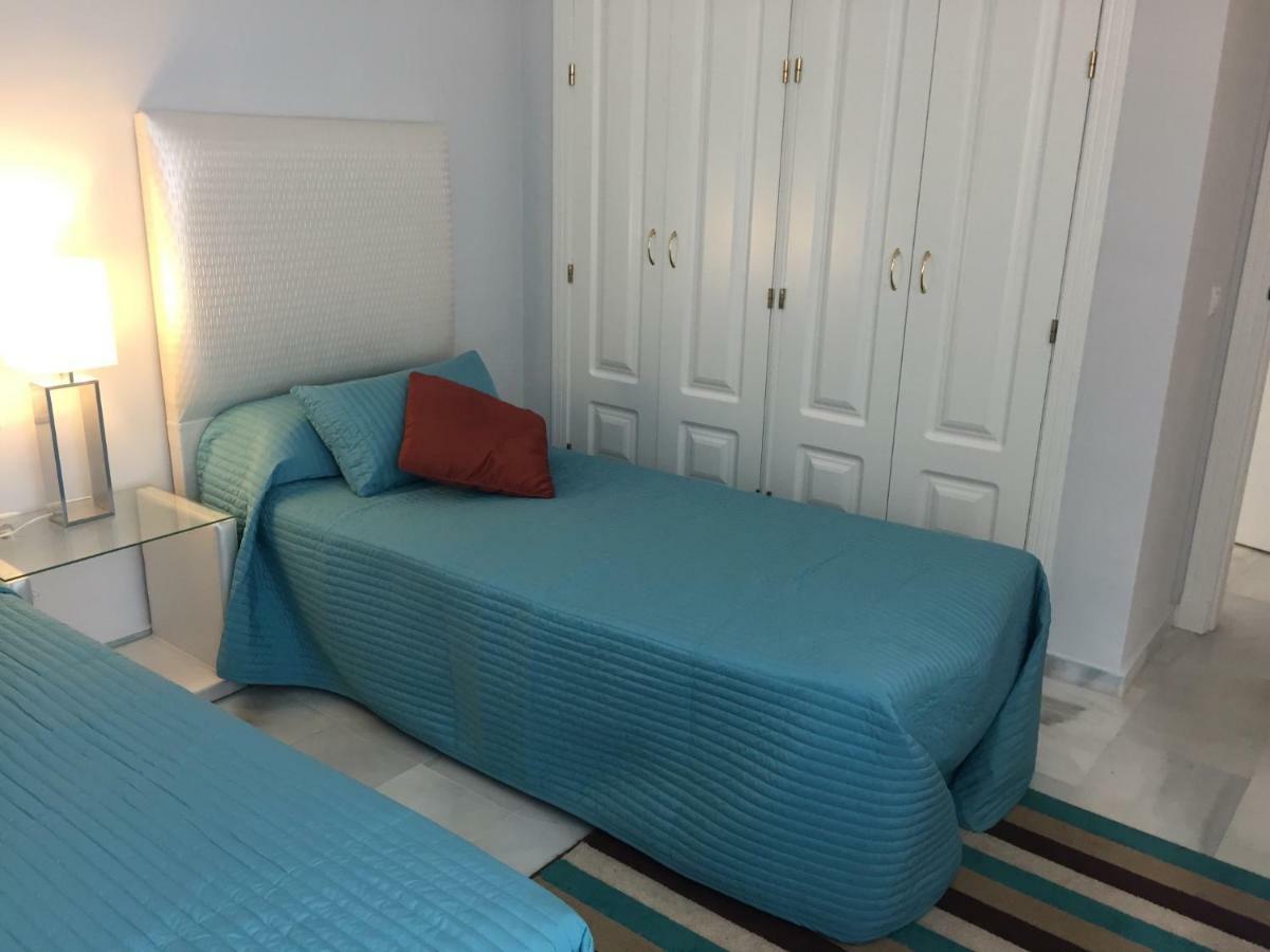 Beautiful 2 Bedroom Apartment @ Puerto Banus! Marbella Eksteriør bilde