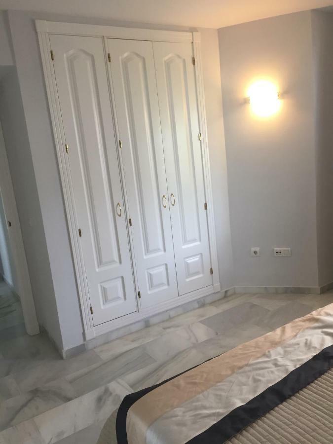 Beautiful 2 Bedroom Apartment @ Puerto Banus! Marbella Eksteriør bilde